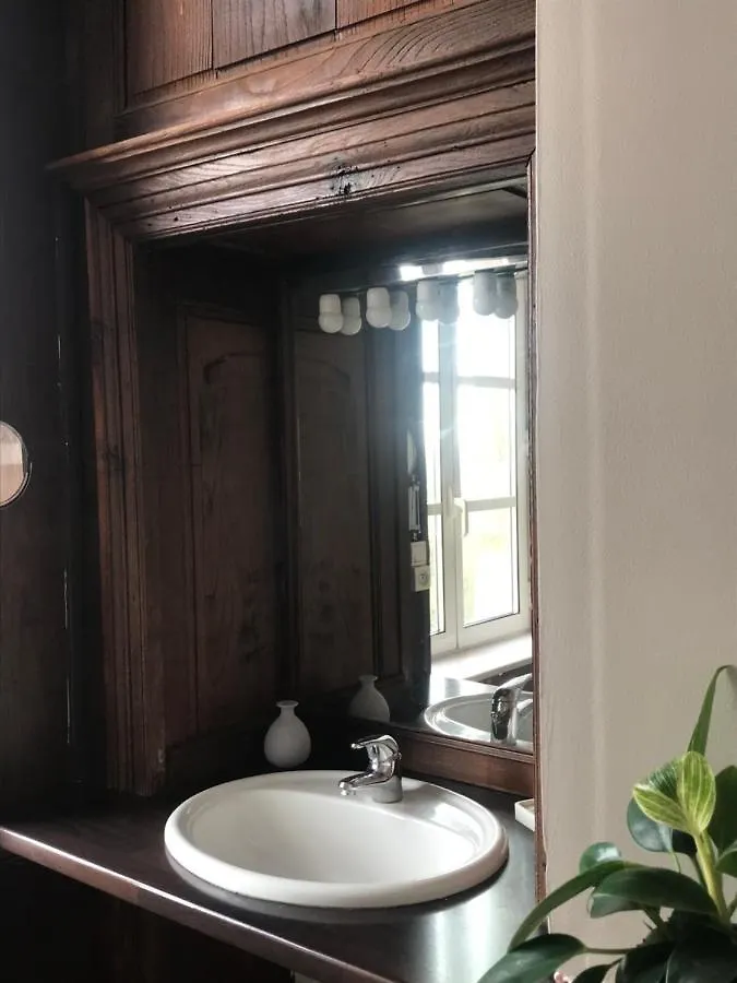 Mercier De Montigny - Les Chambres Du Beffroi - Spa Et Massage Fougeres Bed & Breakfast