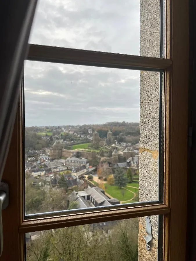 Mercier De Montigny - Les Chambres Du Beffroi - Spa Et Massage Fougeres
